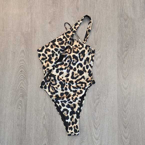 NWT Fashion Nova Wild For You Leopard Animal Print Swimsuit Size L  Cut-Out - Picture 2 of 8